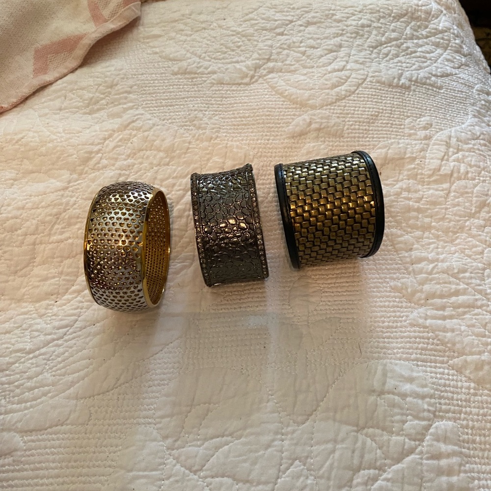 3 great bracelets - Picture 3 of 5
